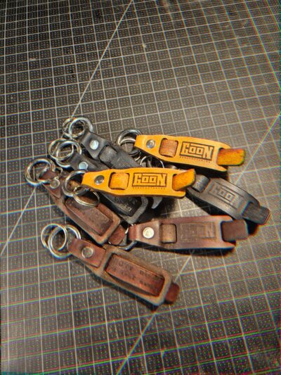The [Short] Dangler leather key chain